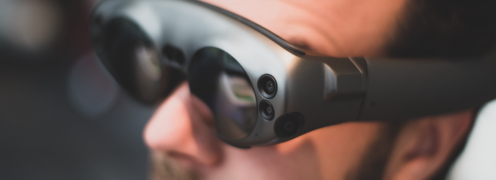 The Top AR & VR Trends for 2021 OrangeLoops